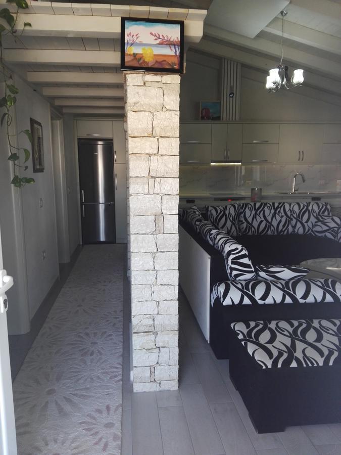 Vip Apartment By "Murati" Ksamil Exterior photo
